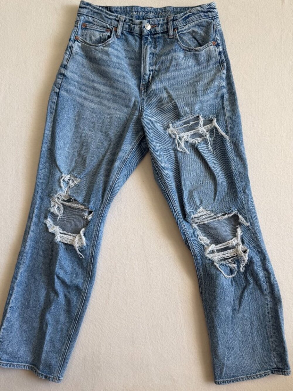 American Eagle Jeans Women's Size 10 Regular Straight Stretch Ripped High Waist